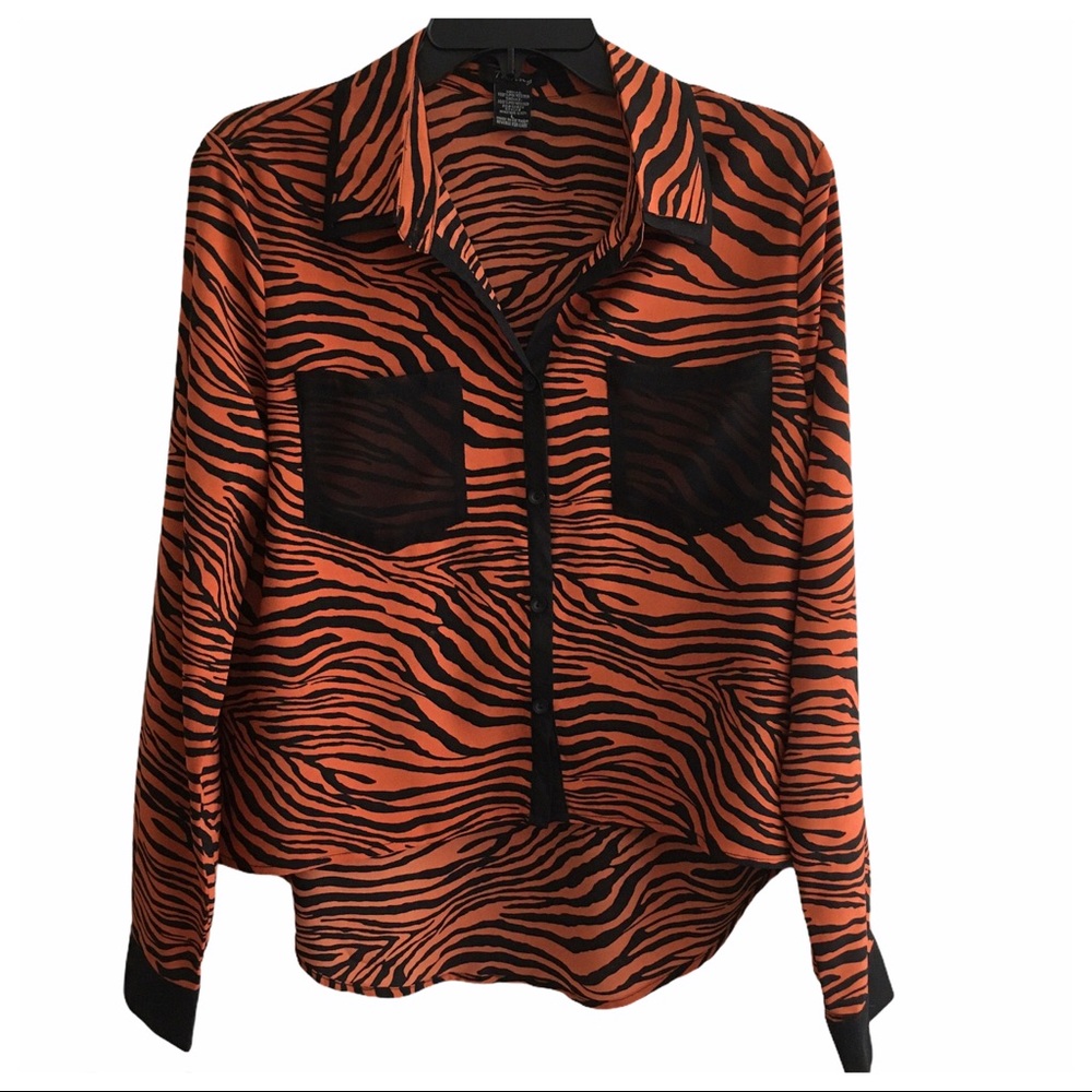 Timing Hi-Lo Shirt